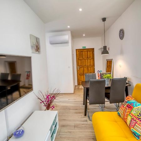 Apartment Grace, Feel At Home - Away From Home สปลิท ภายนอก รูปภาพ